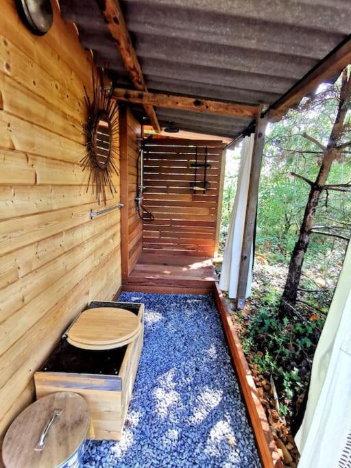 Cabanon Dans Un Ecrin De Verdure Callian  Exteriér fotografie