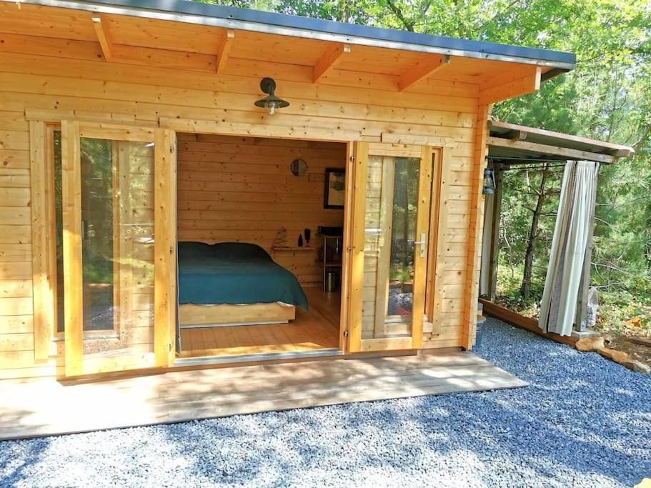 Cabanon Dans Un Ecrin De Verdure Callian  Exteriér fotografie